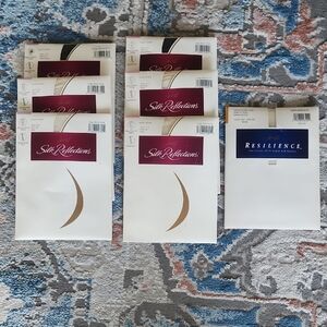 8 Black And Pearl Silk Reflections and Resilience Hosiery Set